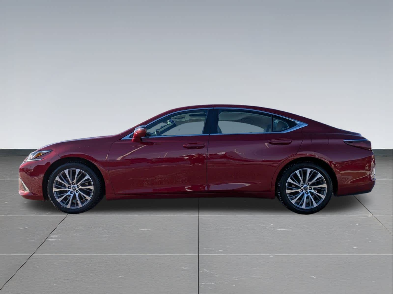 Thumbnail: 2019 Lexus ES - 3