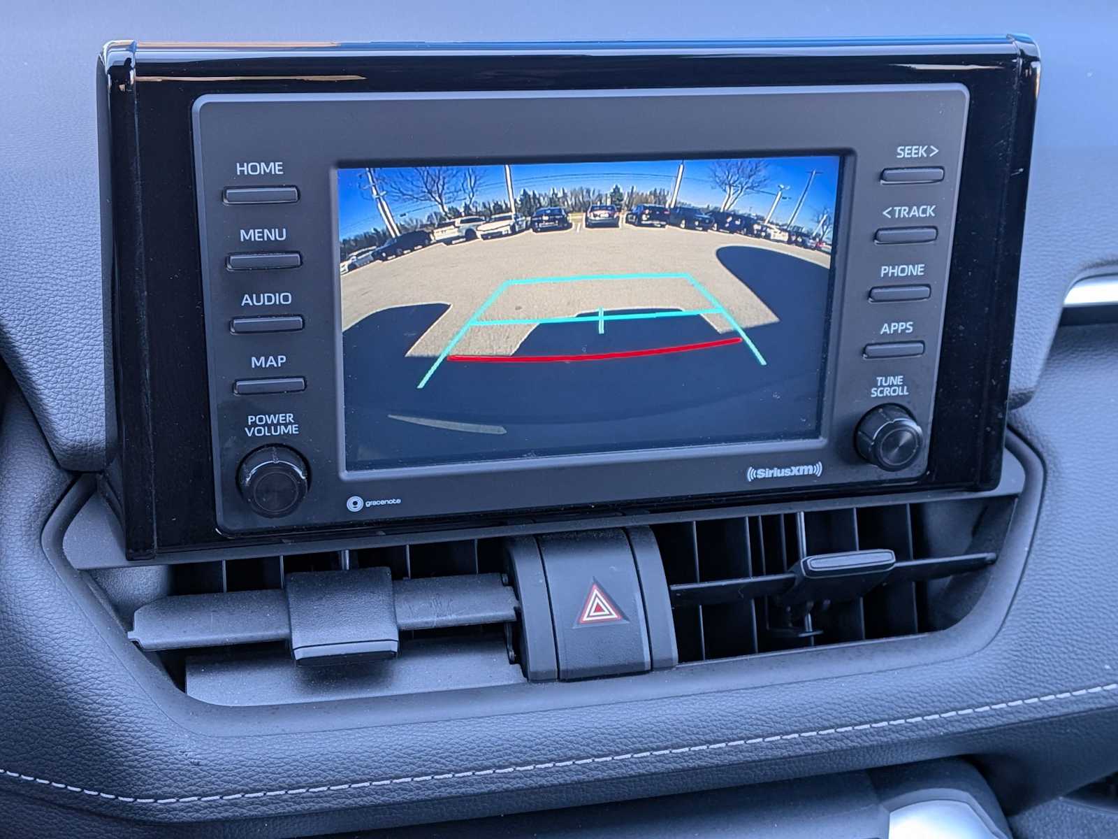 Thumbnail: 2021 Toyota RAV4 - 28