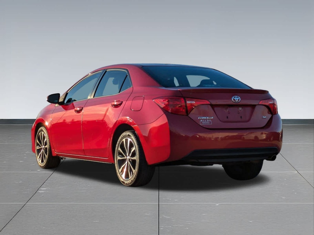 Used 2017 Toyota Corolla SE Sedan