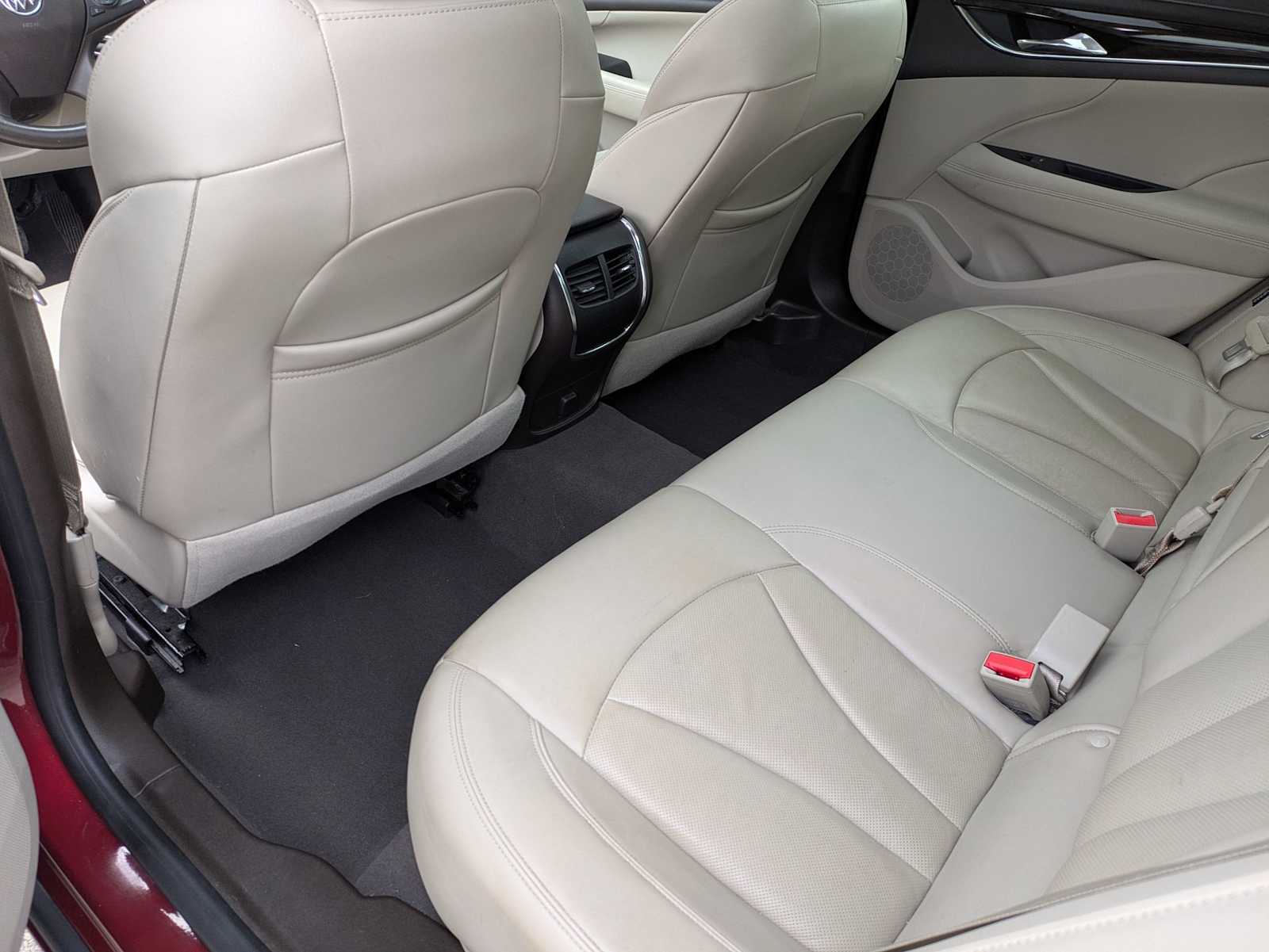 Thumbnail: 2017 Buick LaCrosse - 17