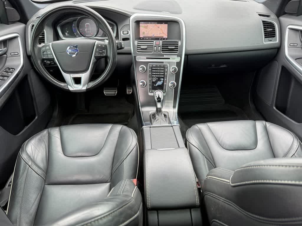 Thumbnail: 2017 Volvo XC60 - 10