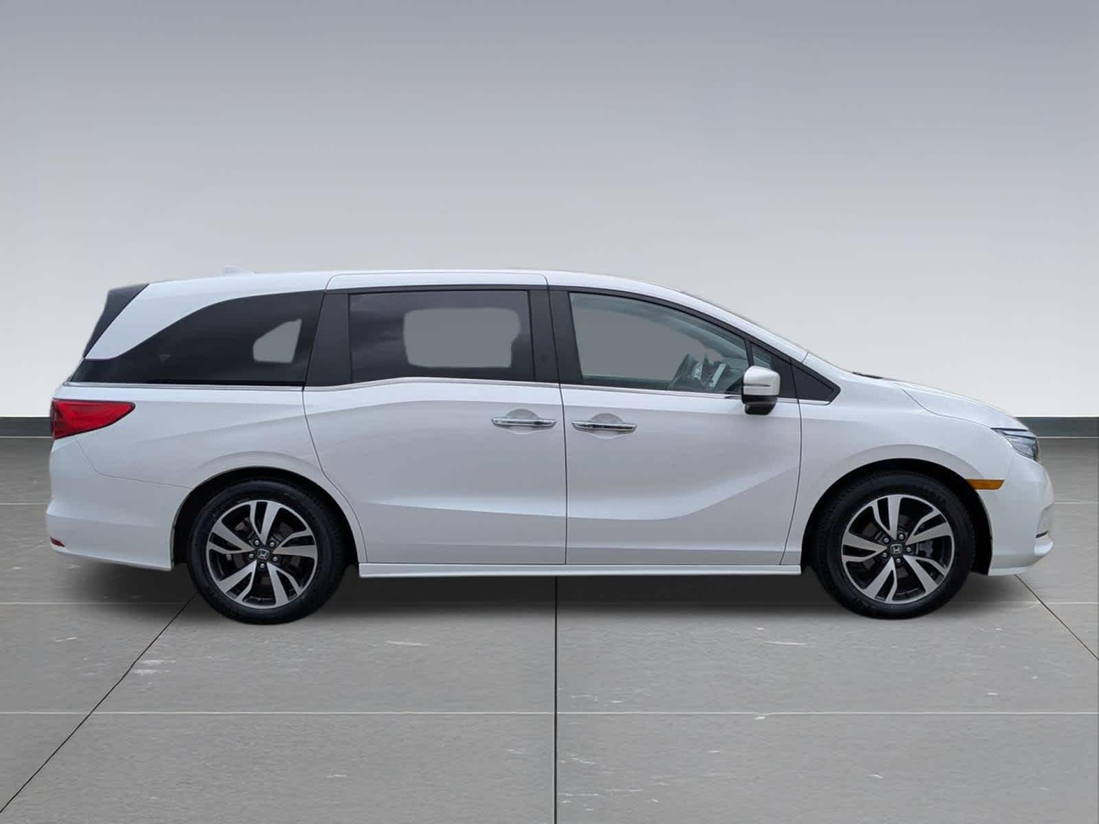 Thumbnail: 2023 Honda Odyssey - 6