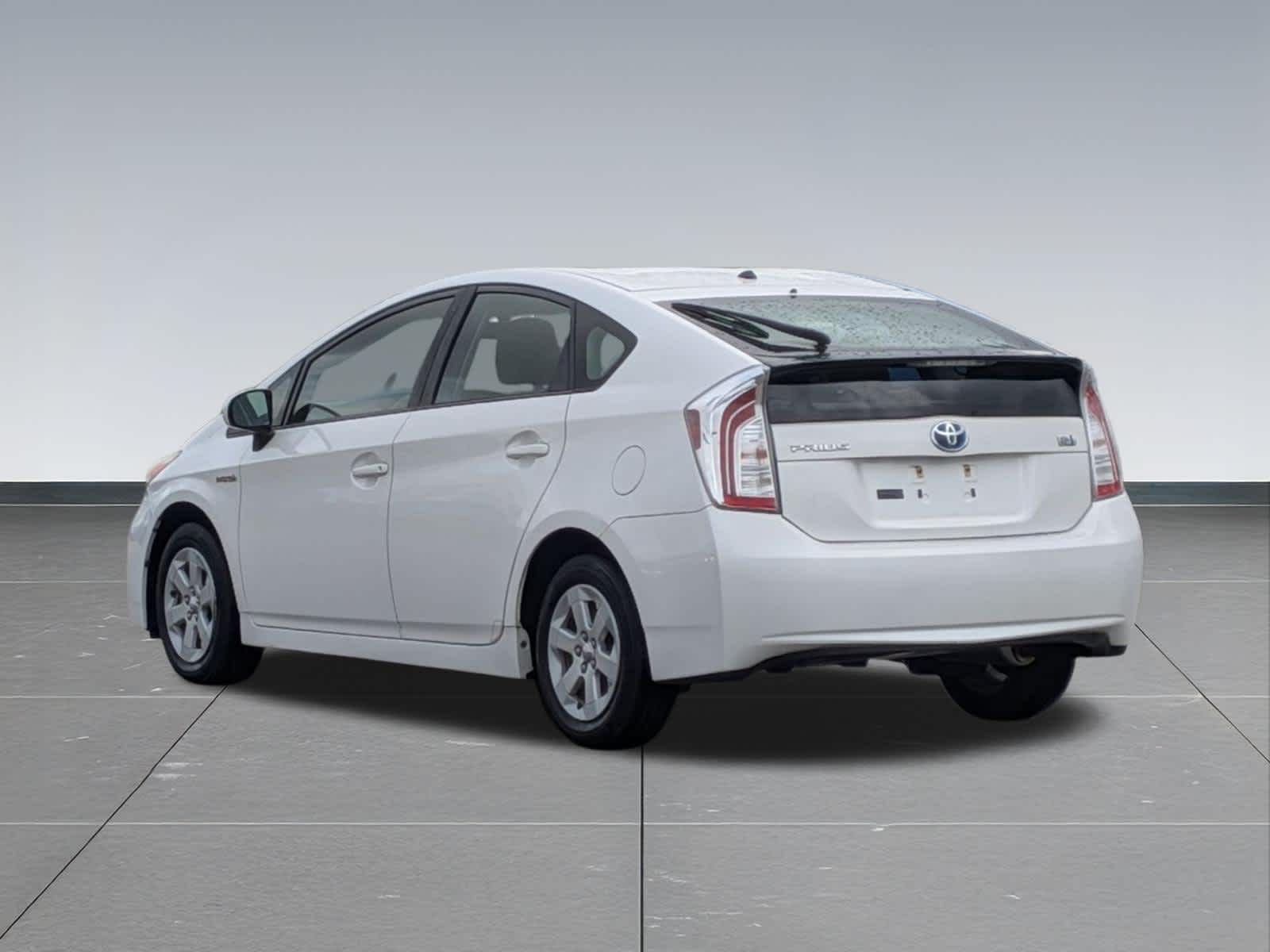 Thumbnail: 2013 Toyota Prius - 4