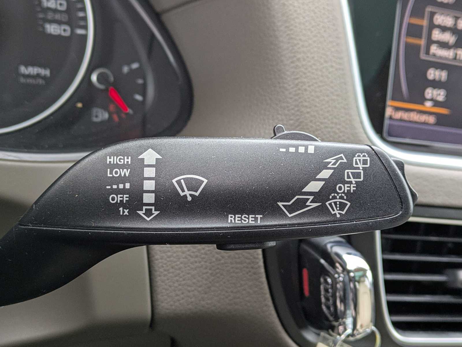 Thumbnail: 2017 Audi Q5 - 26