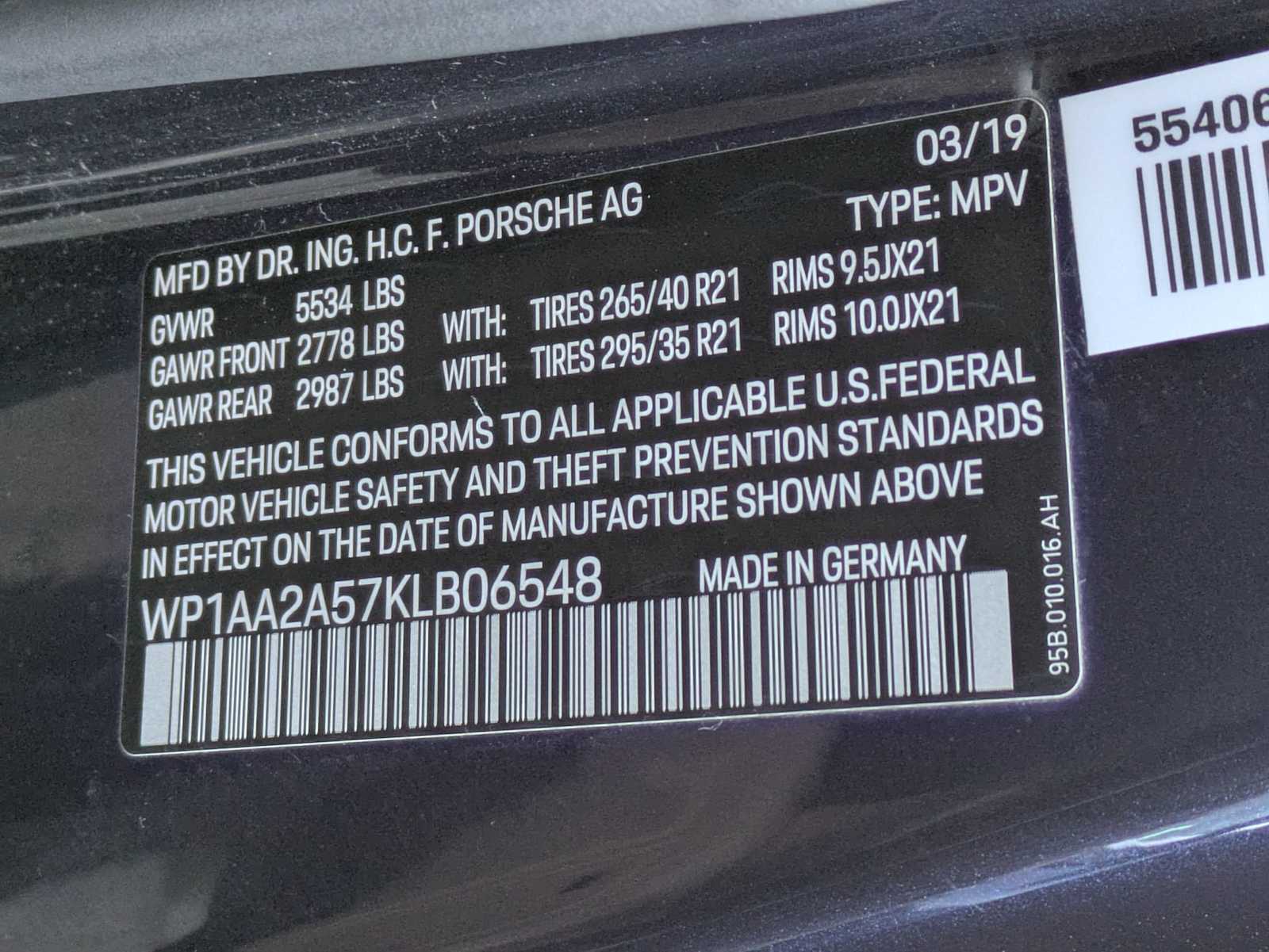 Thumbnail: 2019 Porsche Macan - 37