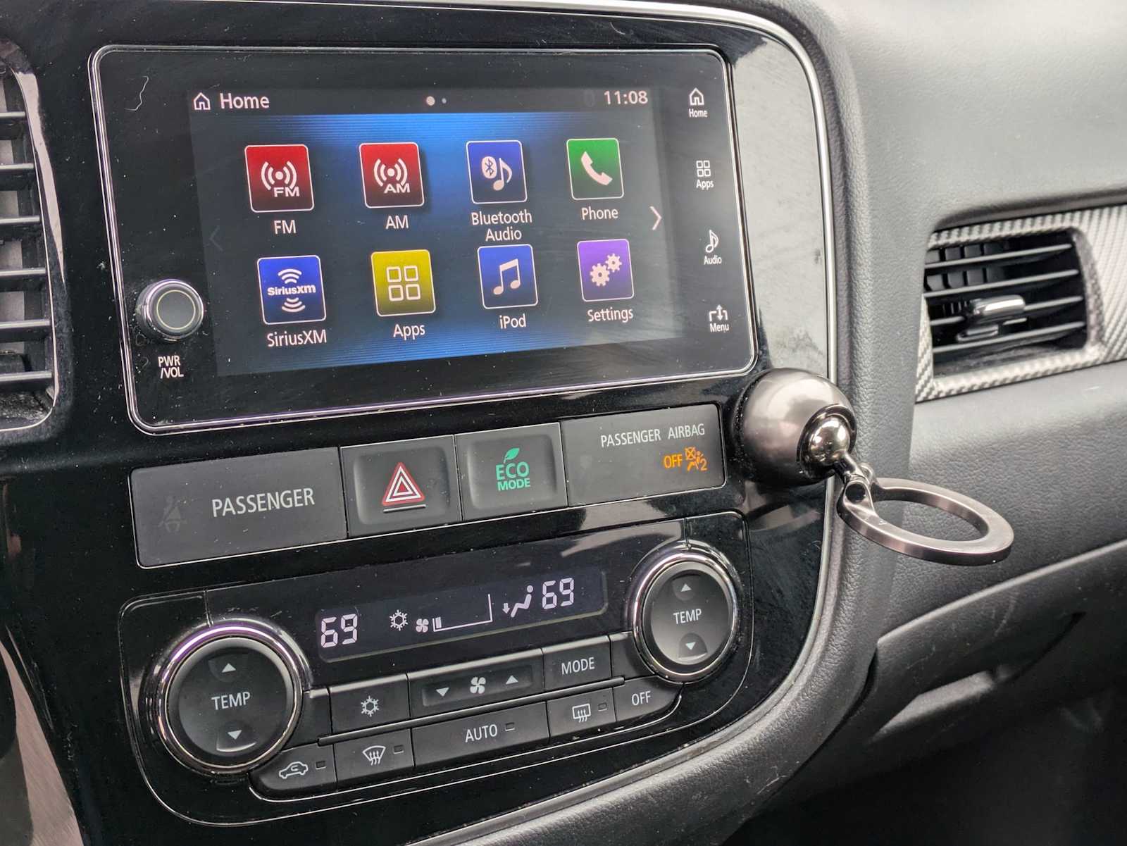 Thumbnail: 2017 Mitsubishi Outlander - 13