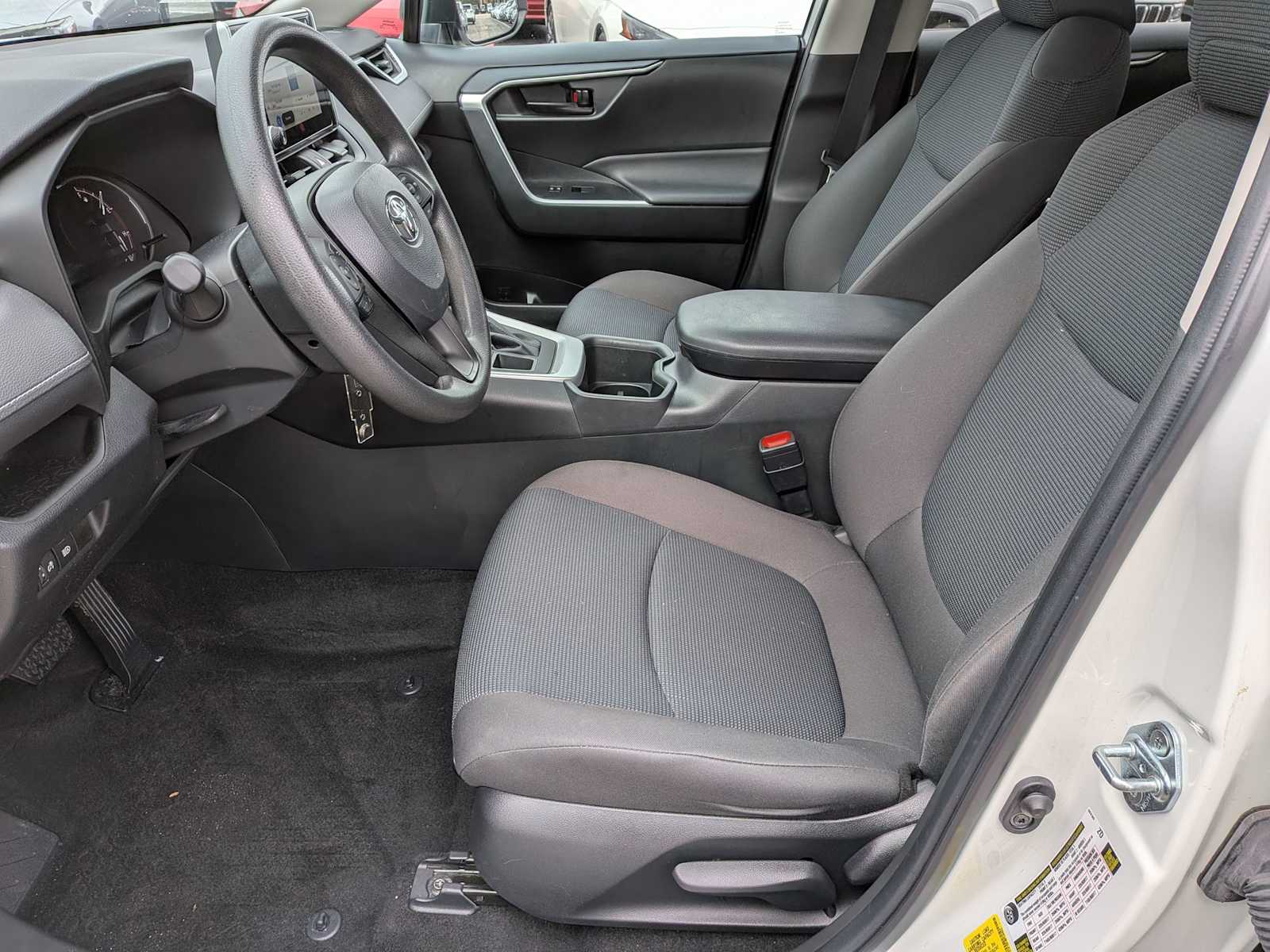 Thumbnail: 2023 Toyota RAV4 - 15