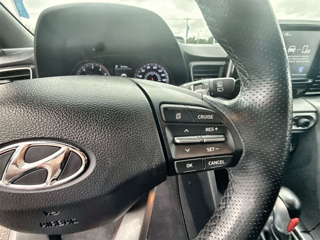 Thumbnail: 2020 Hyundai Veloster - 23