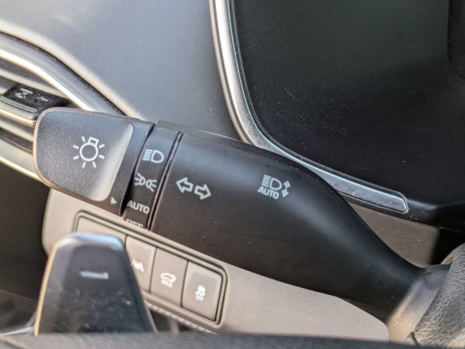 Thumbnail: 2022 Hyundai Santa Fe - 27