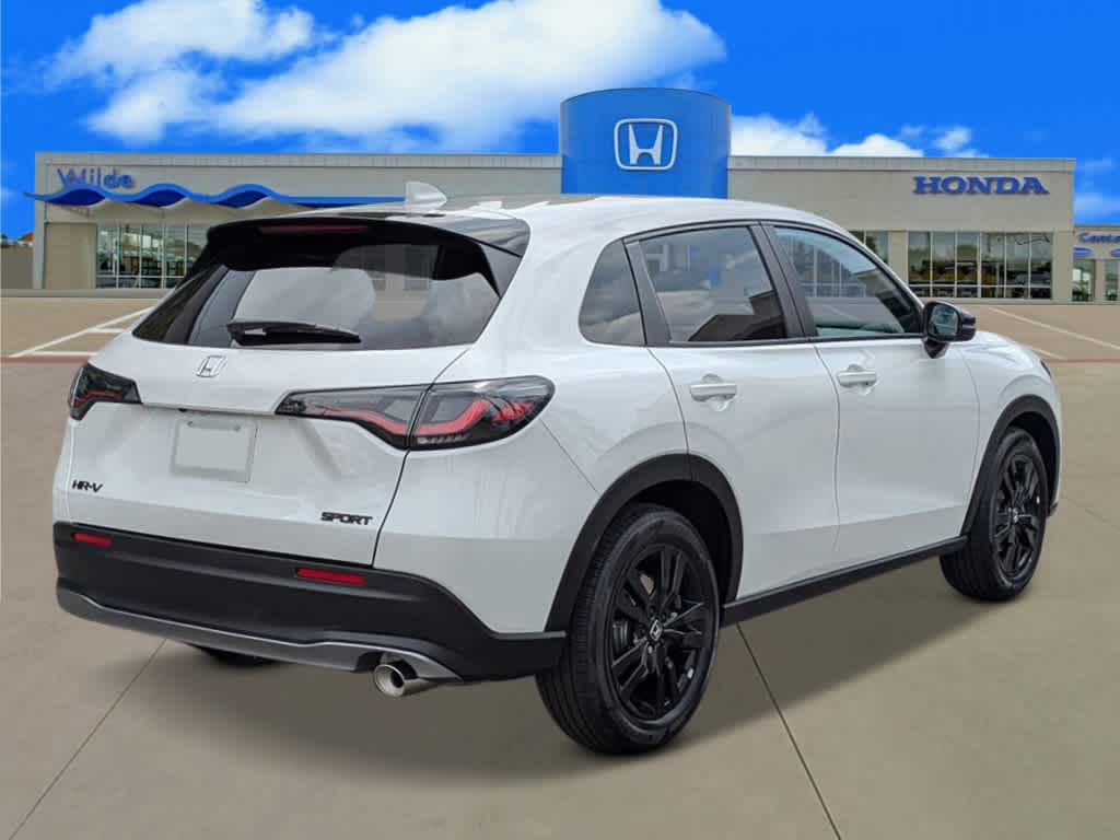 2026 Honda HR-V Sport photo 4