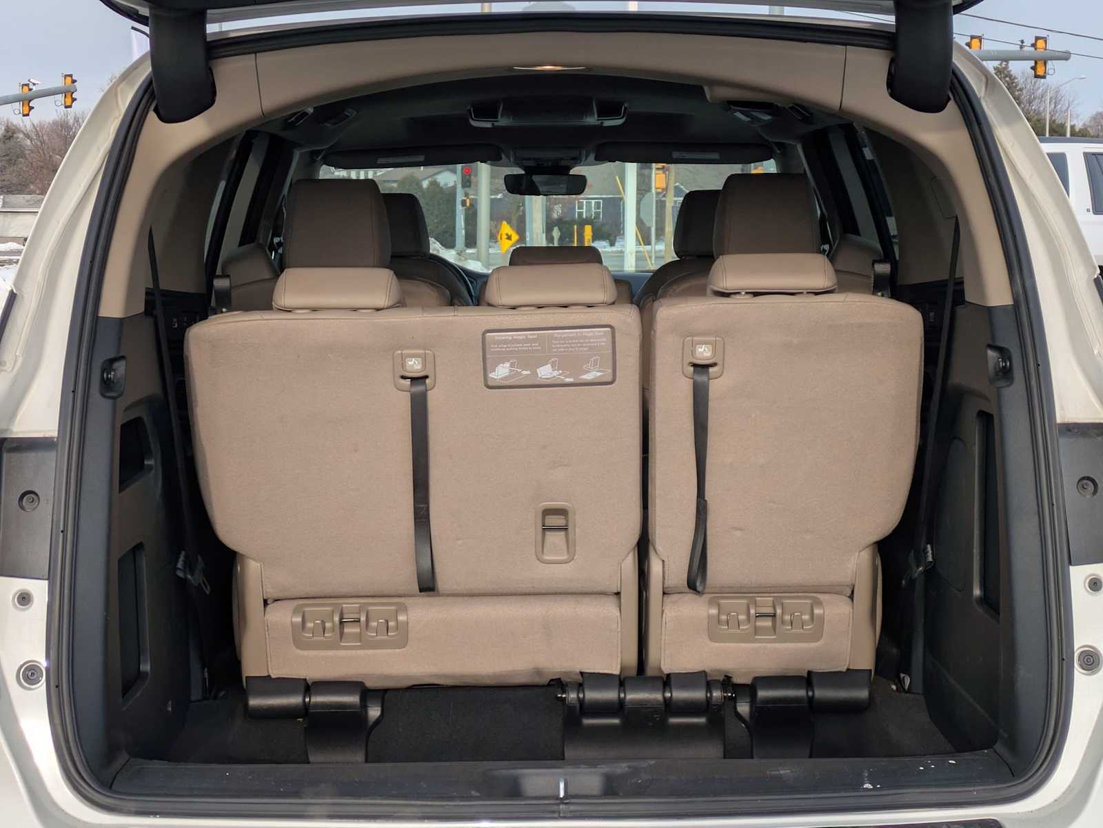 Thumbnail: 2023 Honda Odyssey - 34