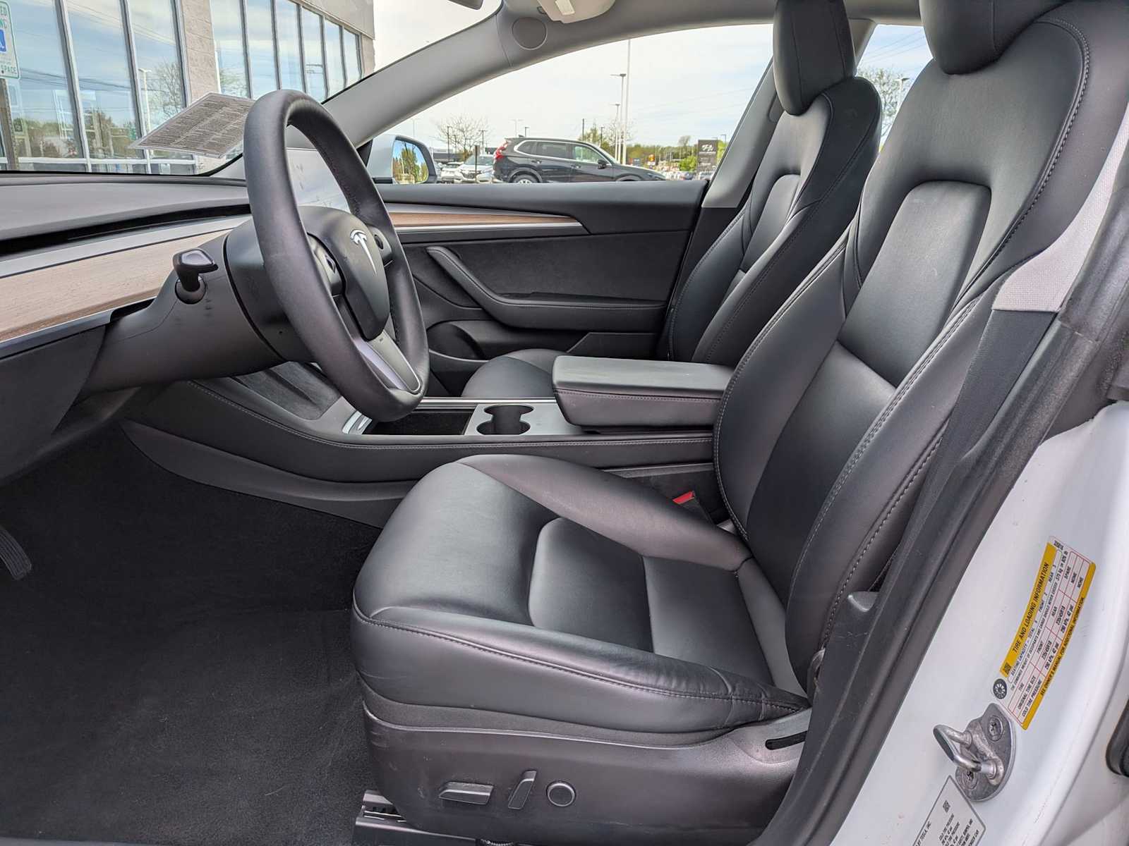 Thumbnail: 2022 Tesla Model 3 - 13