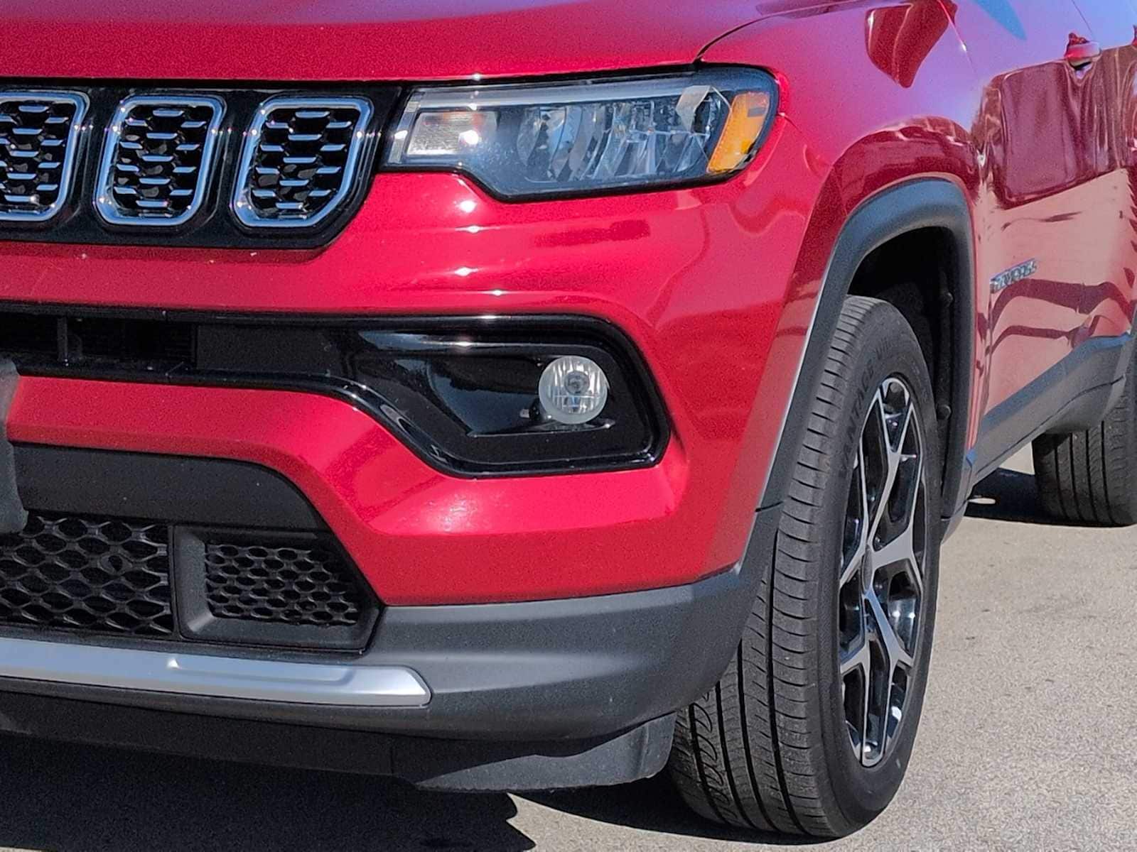 Thumbnail: 2025 Jeep Compass - 11