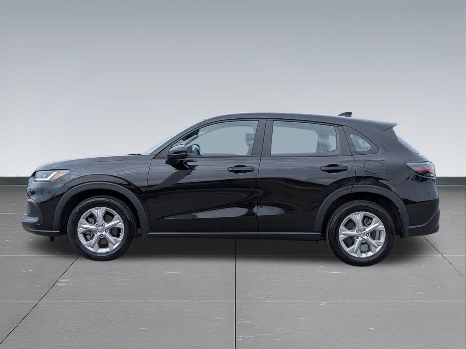 Thumbnail: 2023 Honda HR-V - 3