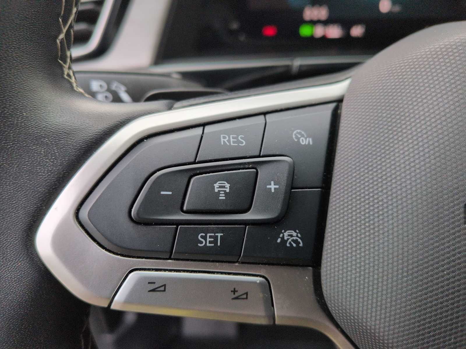 Thumbnail: 2025 Volkswagen Atlas - 23