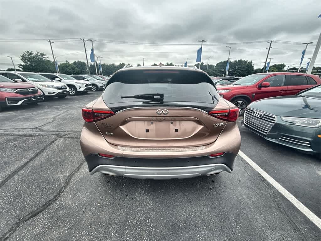 Thumbnail: 2018 INFINITI QX30 - 5