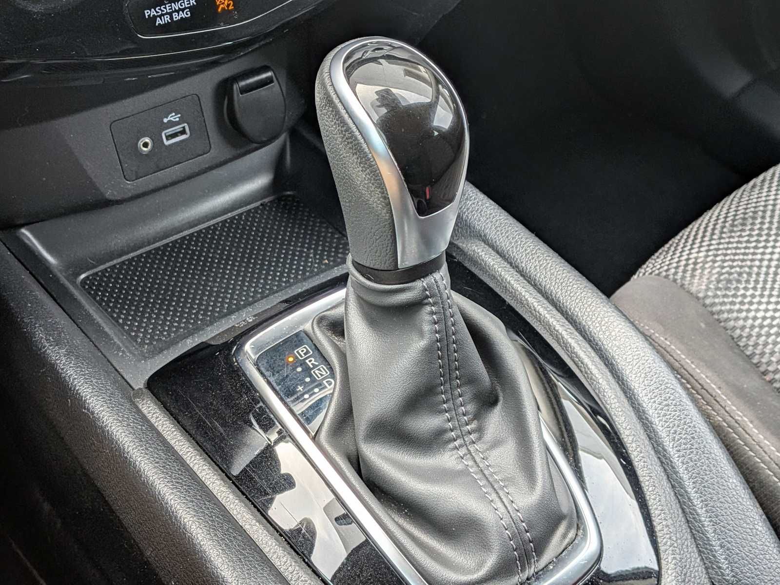 Thumbnail: 2021 Nissan Rogue Sport - 29