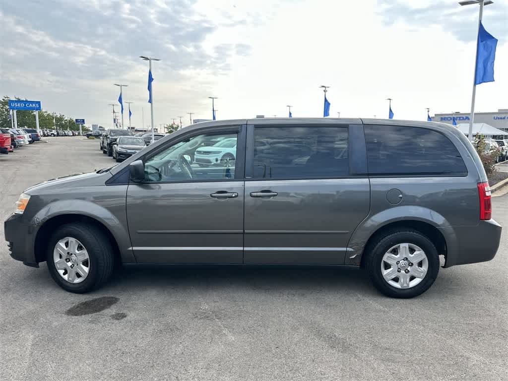 Used 2010 Dodge Grand Caravan SE with VIN 2D4RN4DE1AR418762 for sale in Waukesha, WI