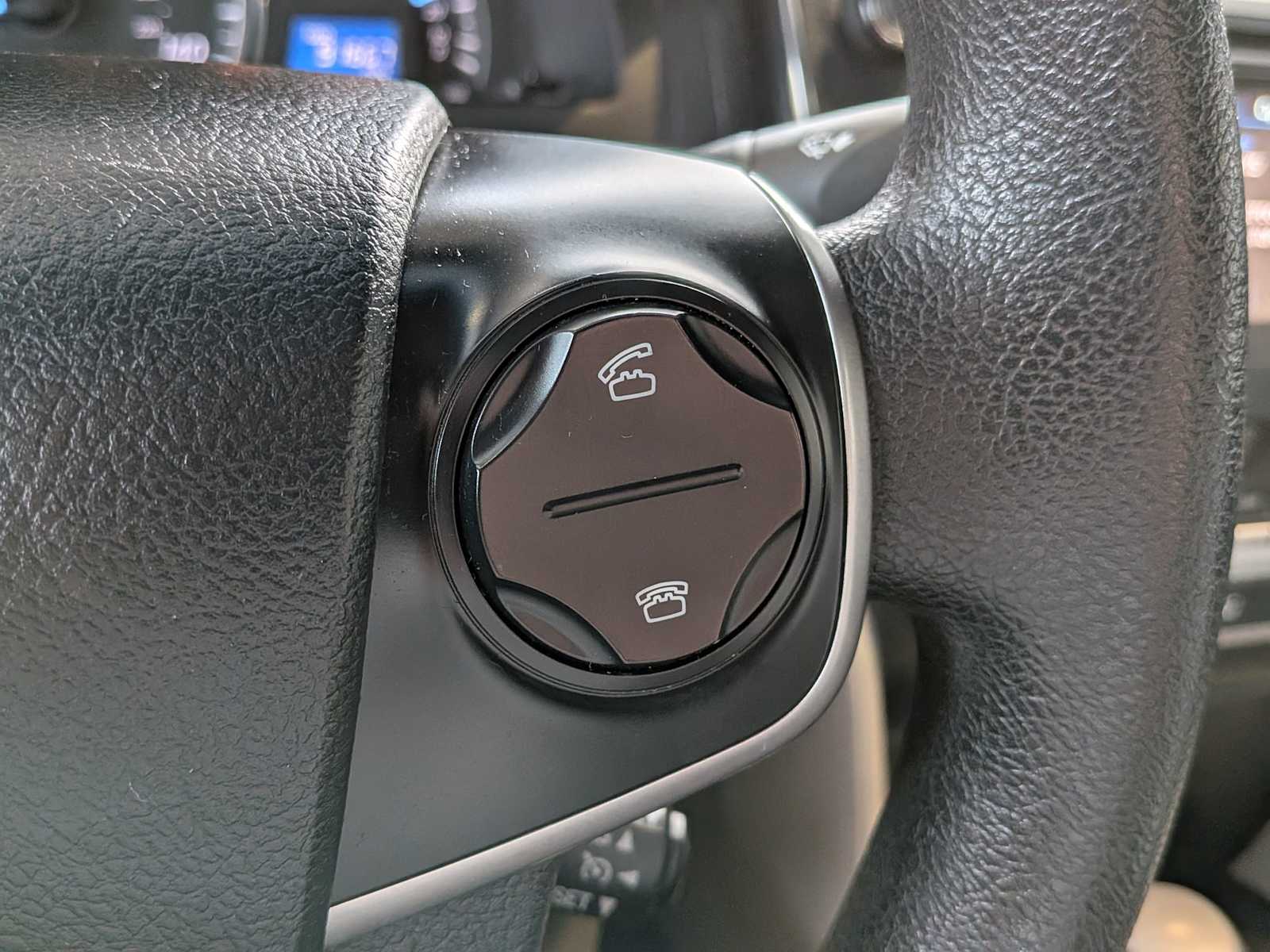 Thumbnail: 2013 Toyota Camry - 23