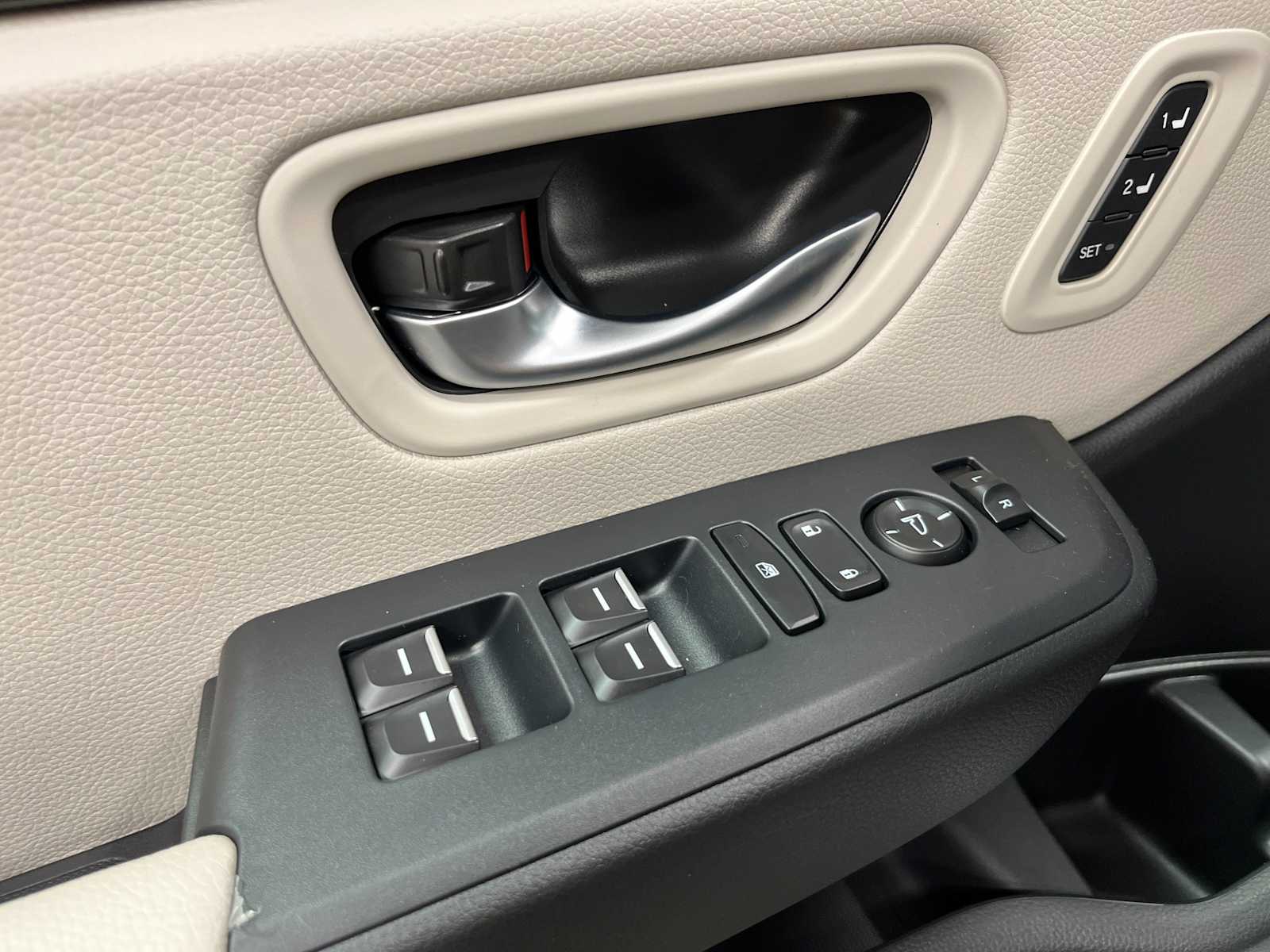 Thumbnail: 2026 Honda Pilot - 12