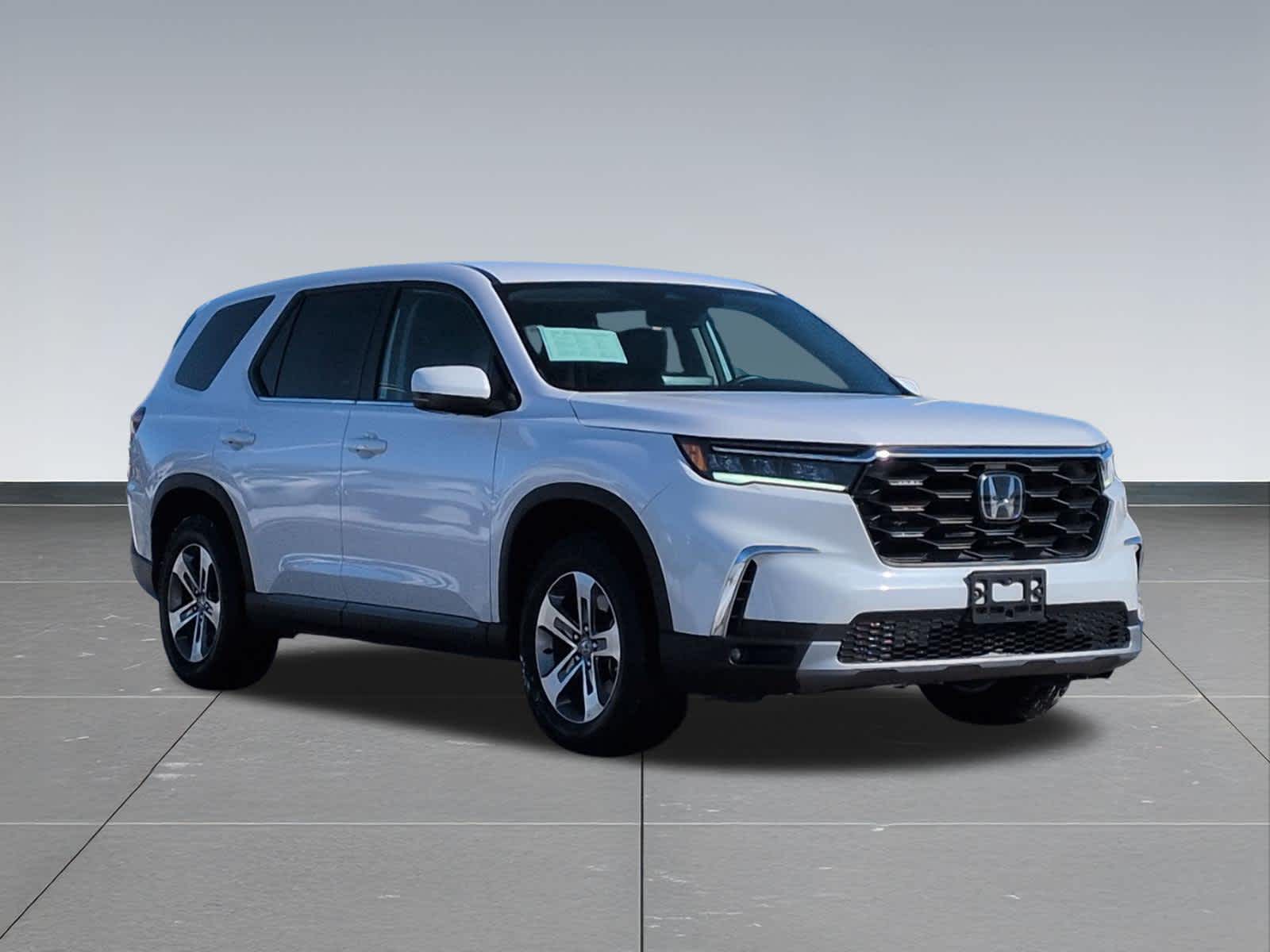 Thumbnail: 2023 Honda Pilot - 8