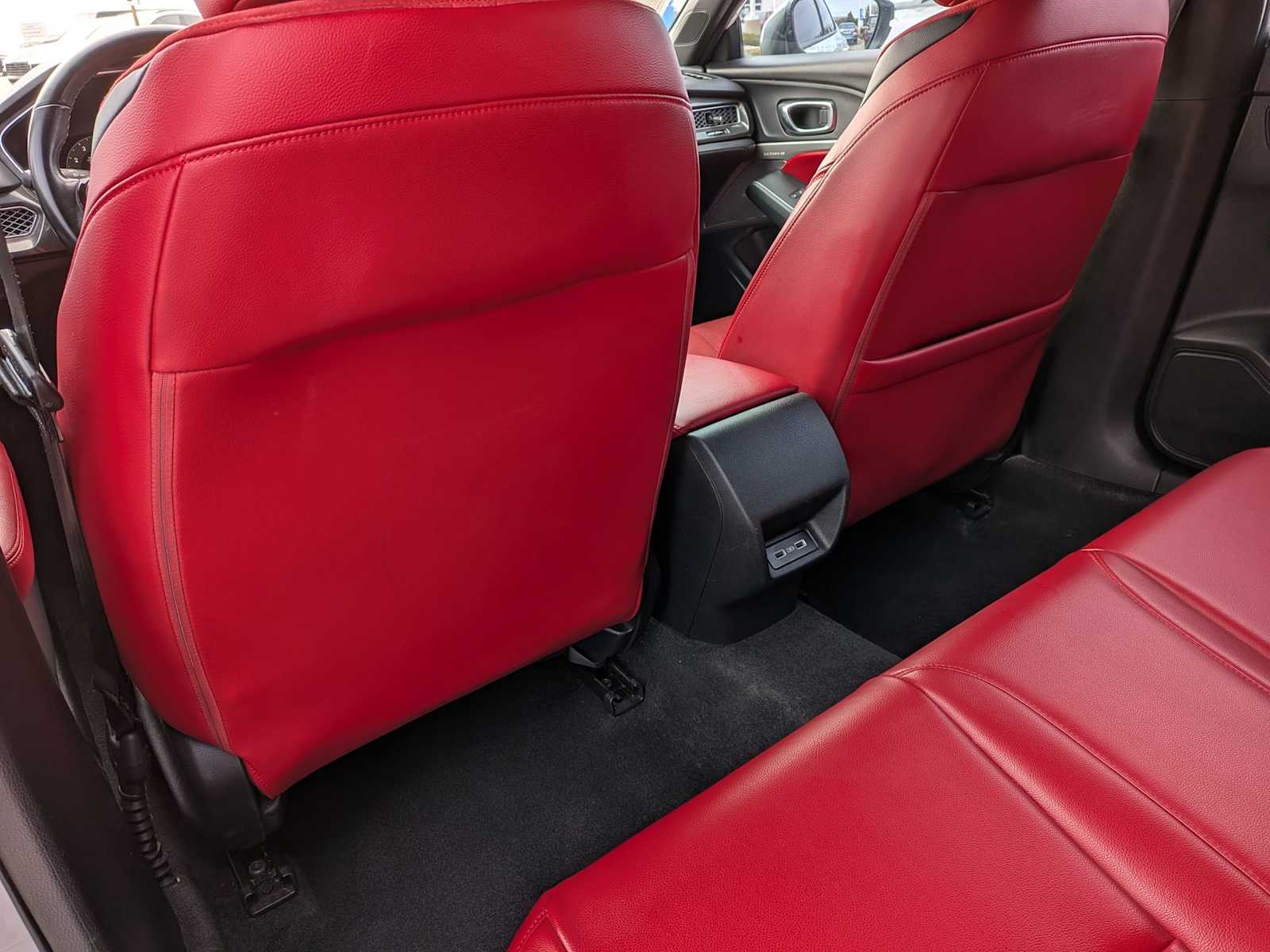 Thumbnail: 2023 Acura Integra - 17