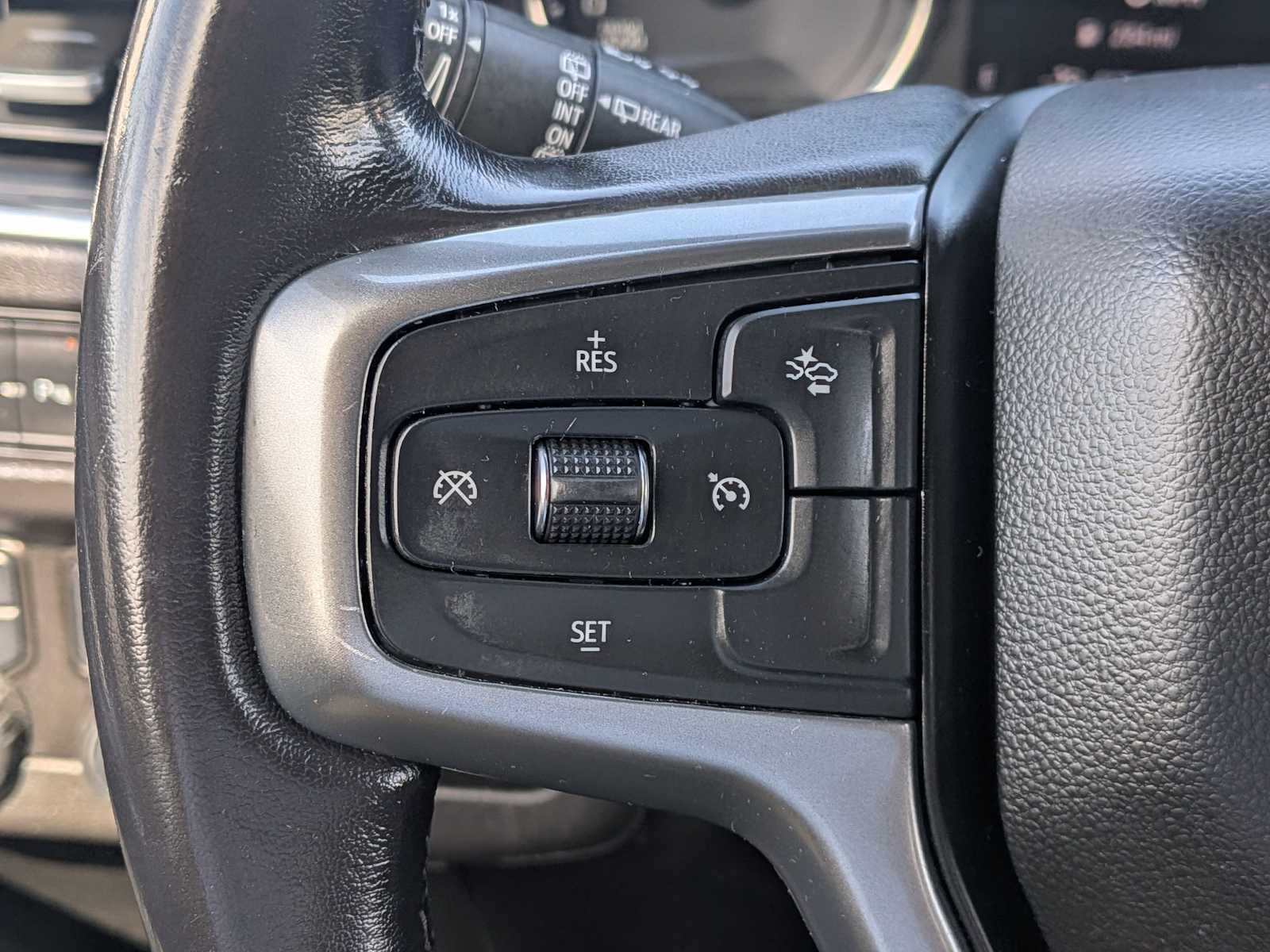 Thumbnail: 2021 Chevrolet Suburban - 25