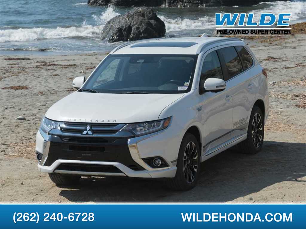 2018 Mitsubishi Outlander SEL -
                  Waukesha, WI