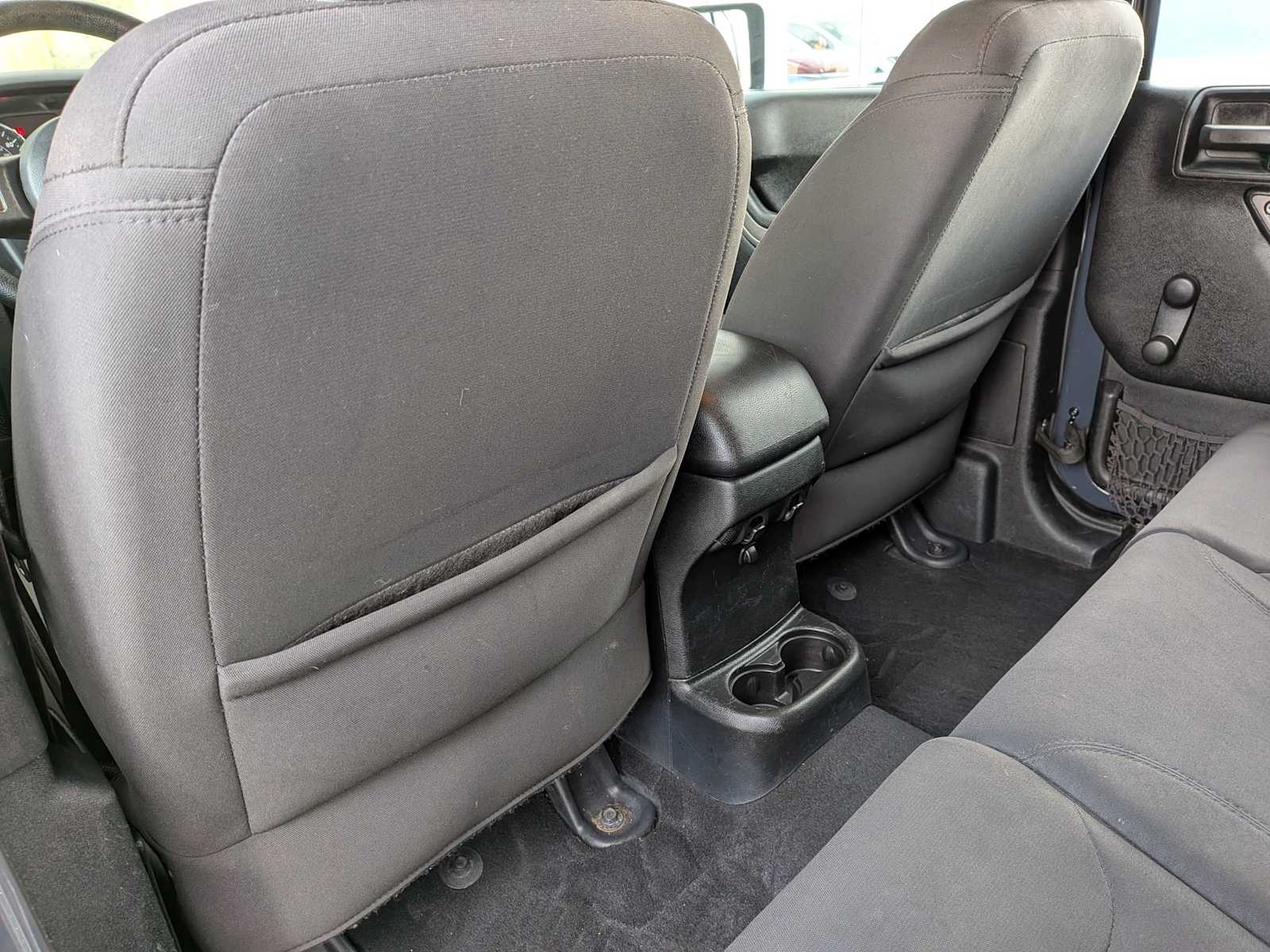 Thumbnail: 2017 Jeep Wrangler - 13