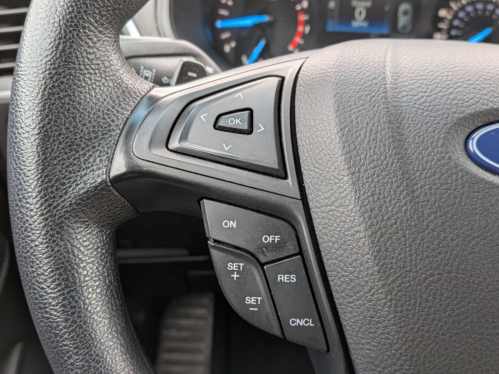 Thumbnail: 2020 Ford Edge - 22