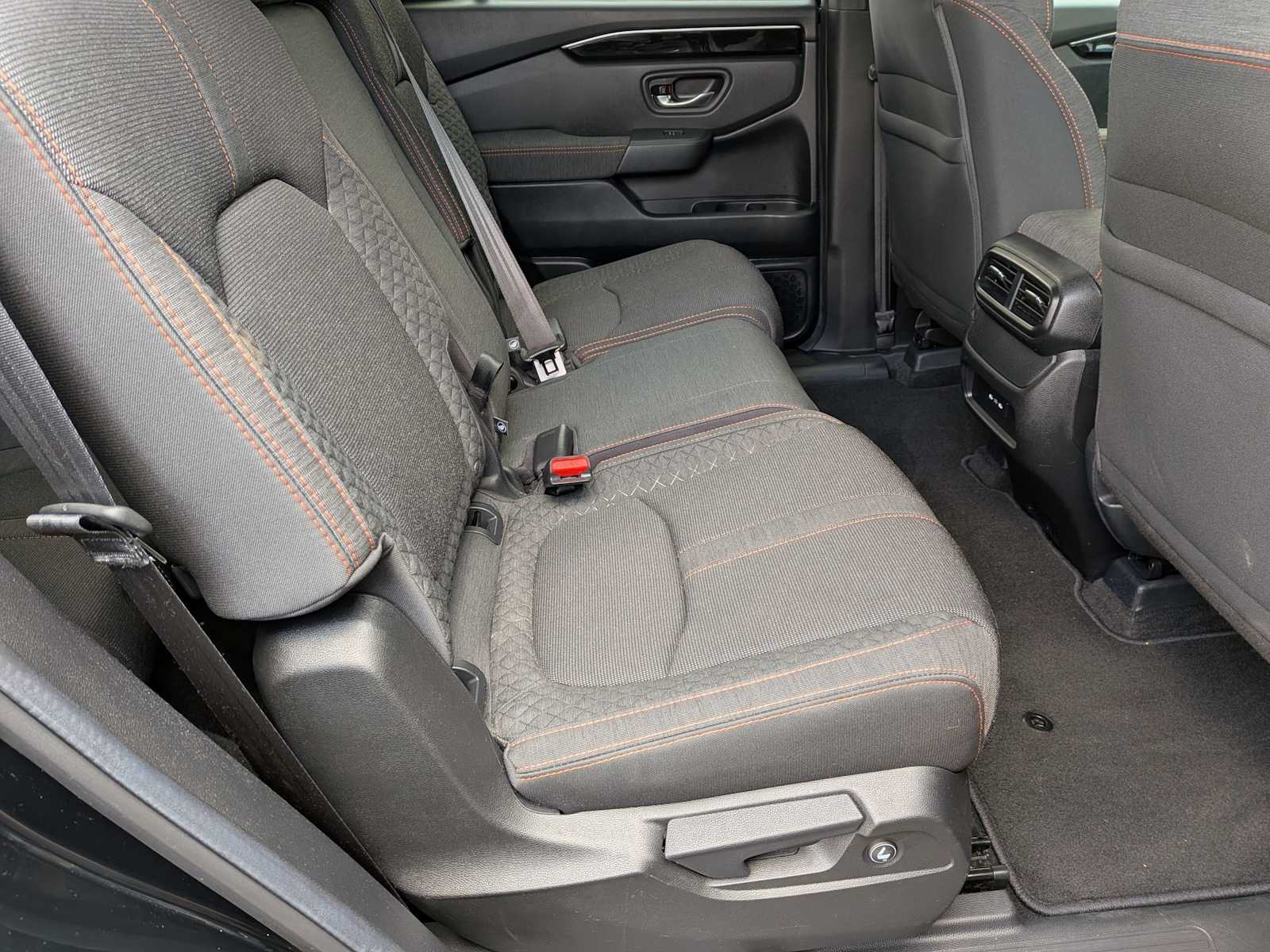 Thumbnail: 2025 Honda Pilot - 19