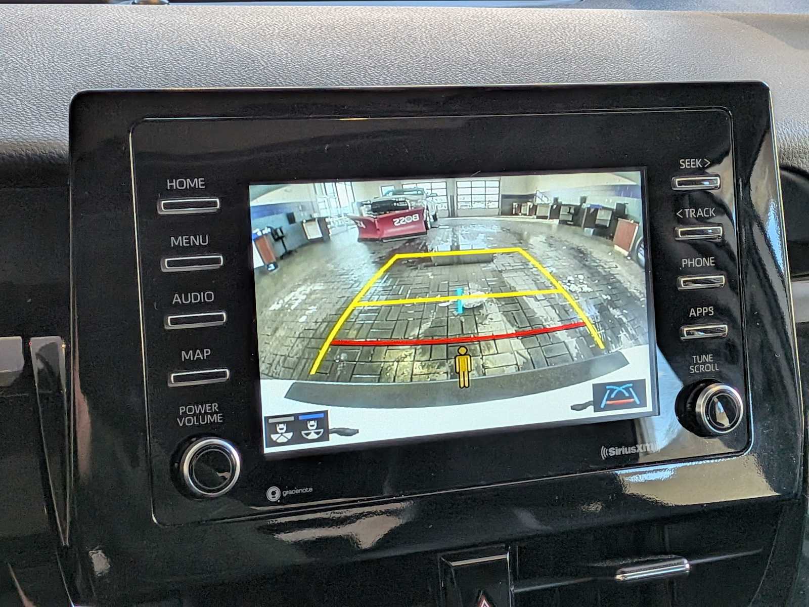 Thumbnail: 2022 Toyota Camry - 28