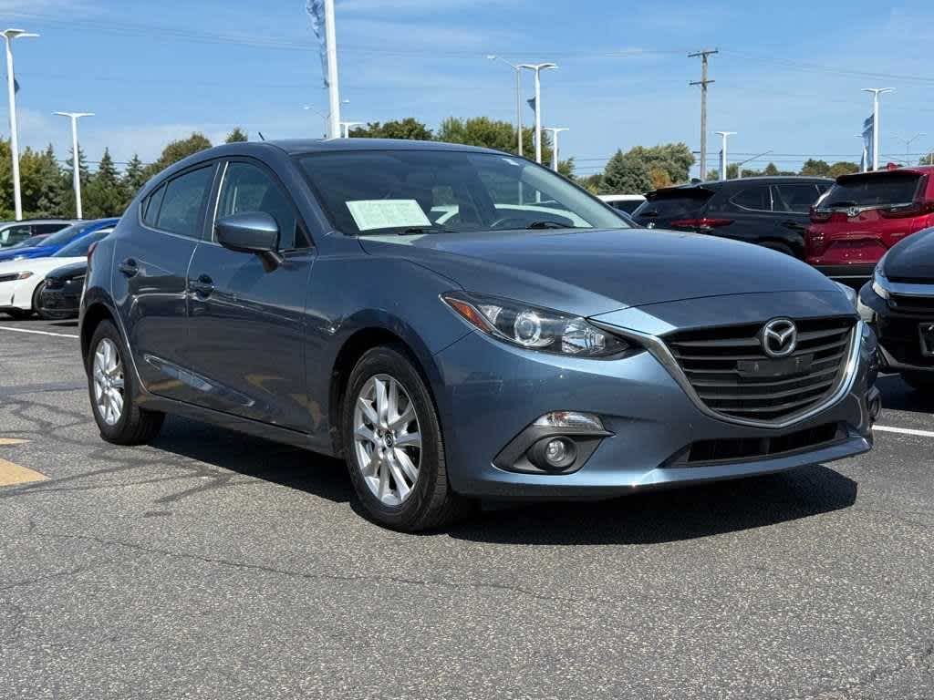 2015 Mazda Mazda3 i Touring -
                  Waukesha, WI