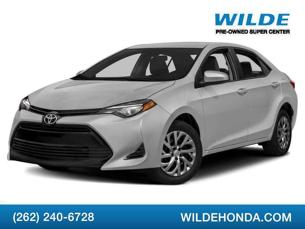 2018 Toyota Corolla LE -
                  Waukesha, WI