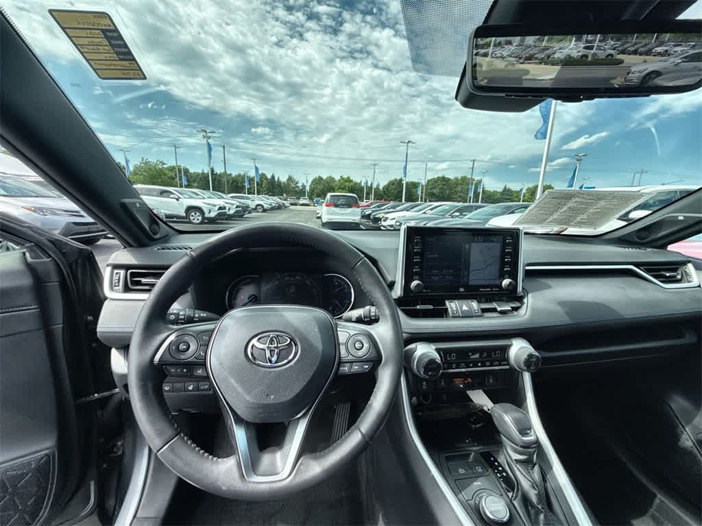 Thumbnail: 2021 Toyota RAV4 - 14