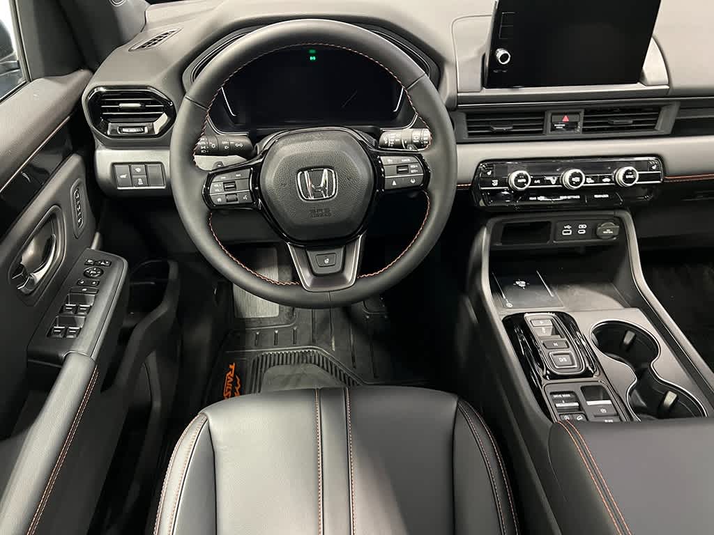 Thumbnail: 2025 Honda Pilot - 13