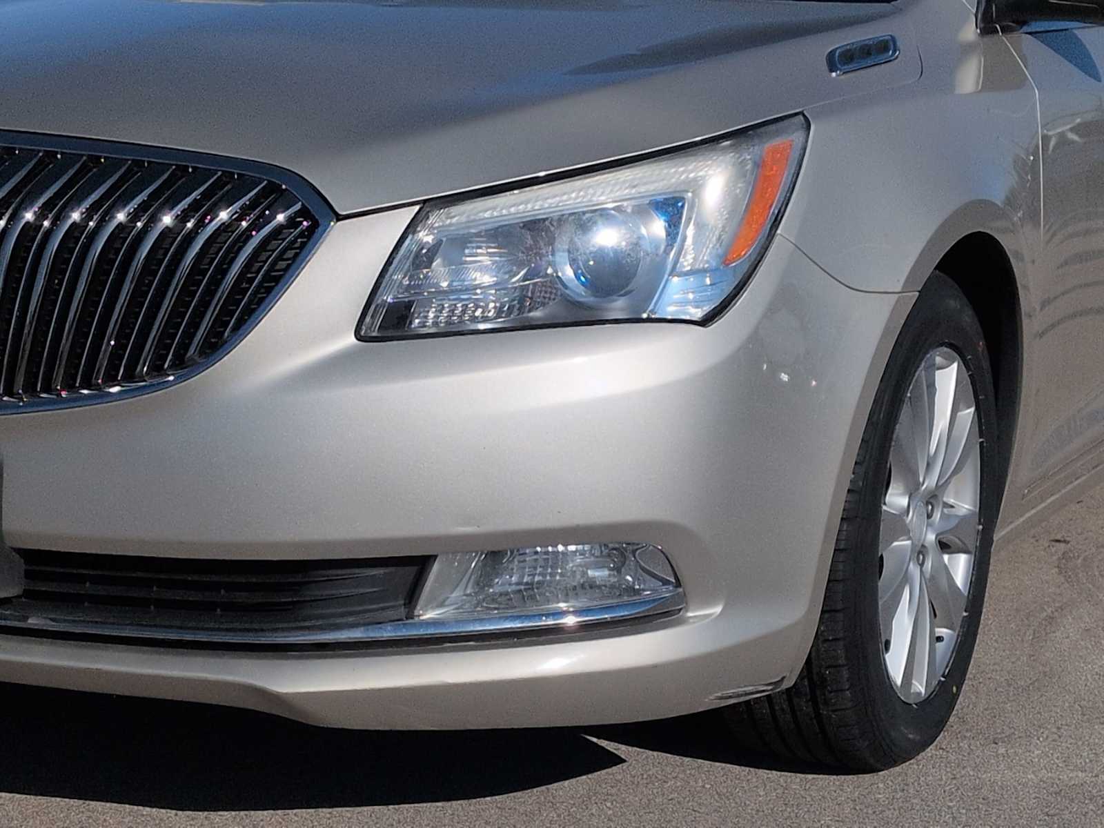 Thumbnail: 2015 Buick LaCrosse - 11