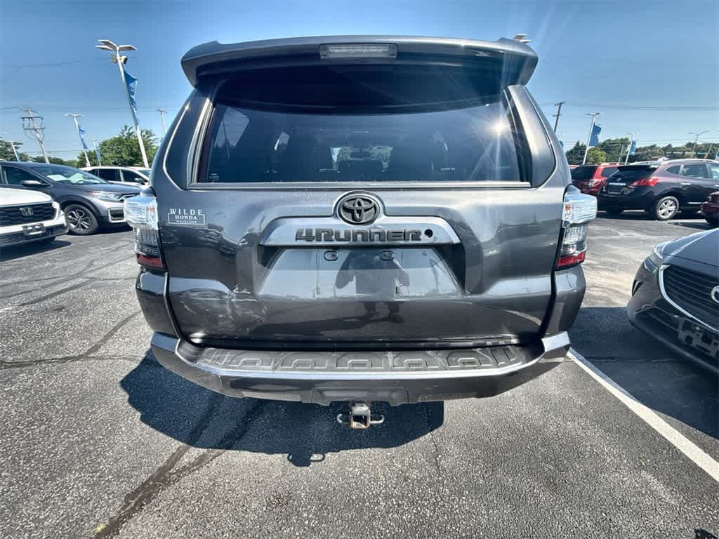 Thumbnail: 2019 Toyota 4Runner - 11