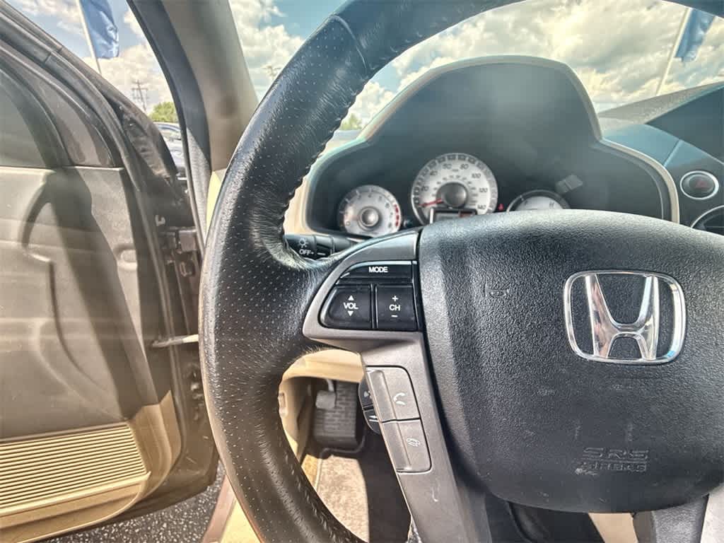 Thumbnail: 2013 Honda Pilot - 21