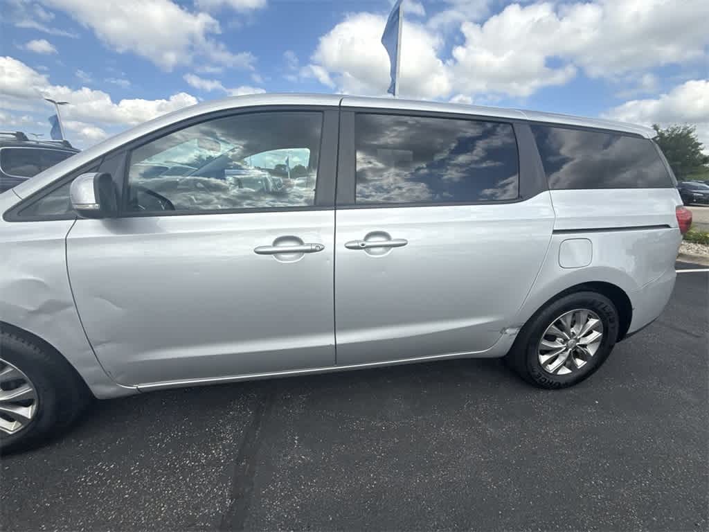 Thumbnail: 2021 Kia Sedona - 4