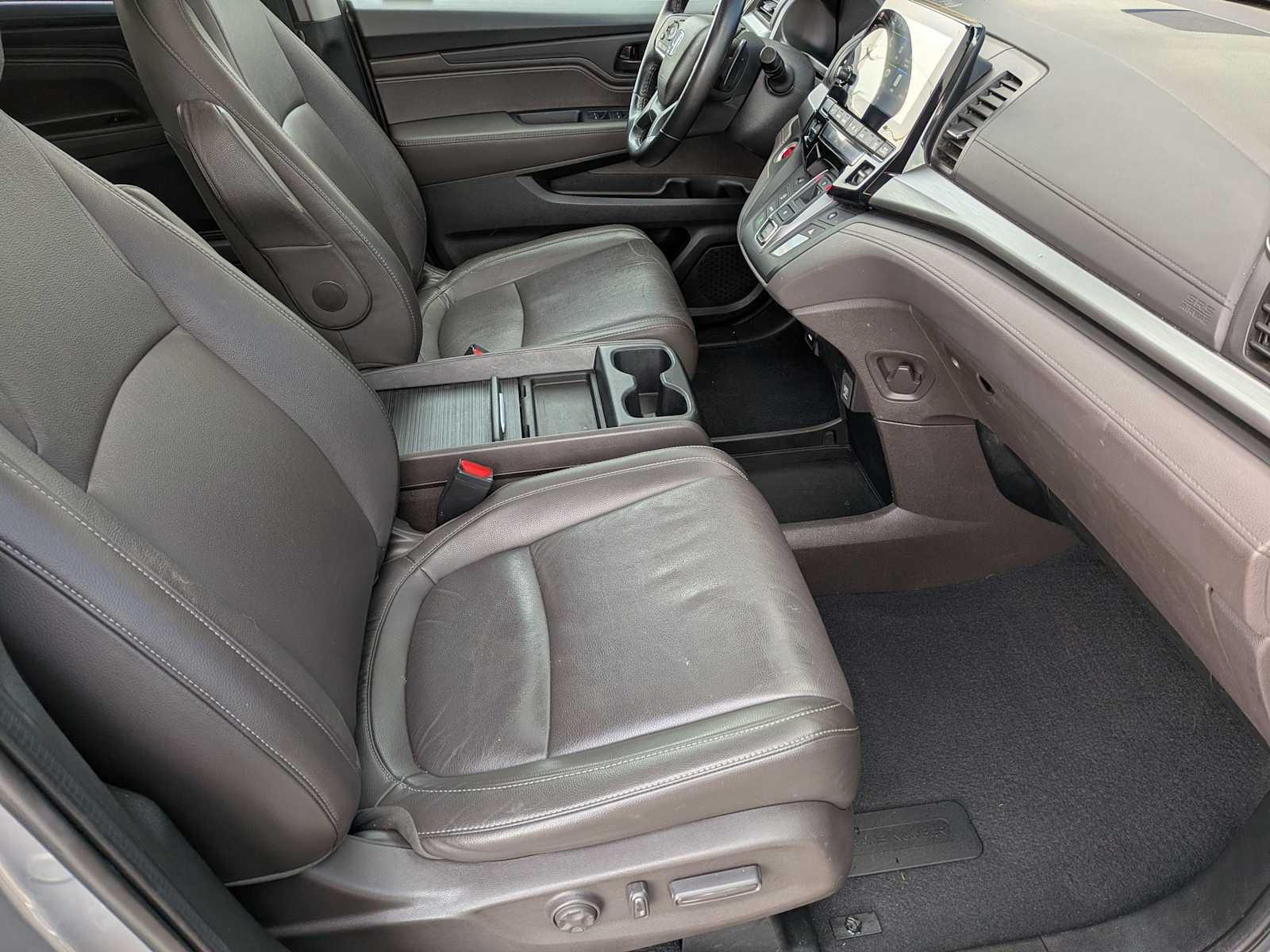 Thumbnail: 2022 Honda Odyssey - 22