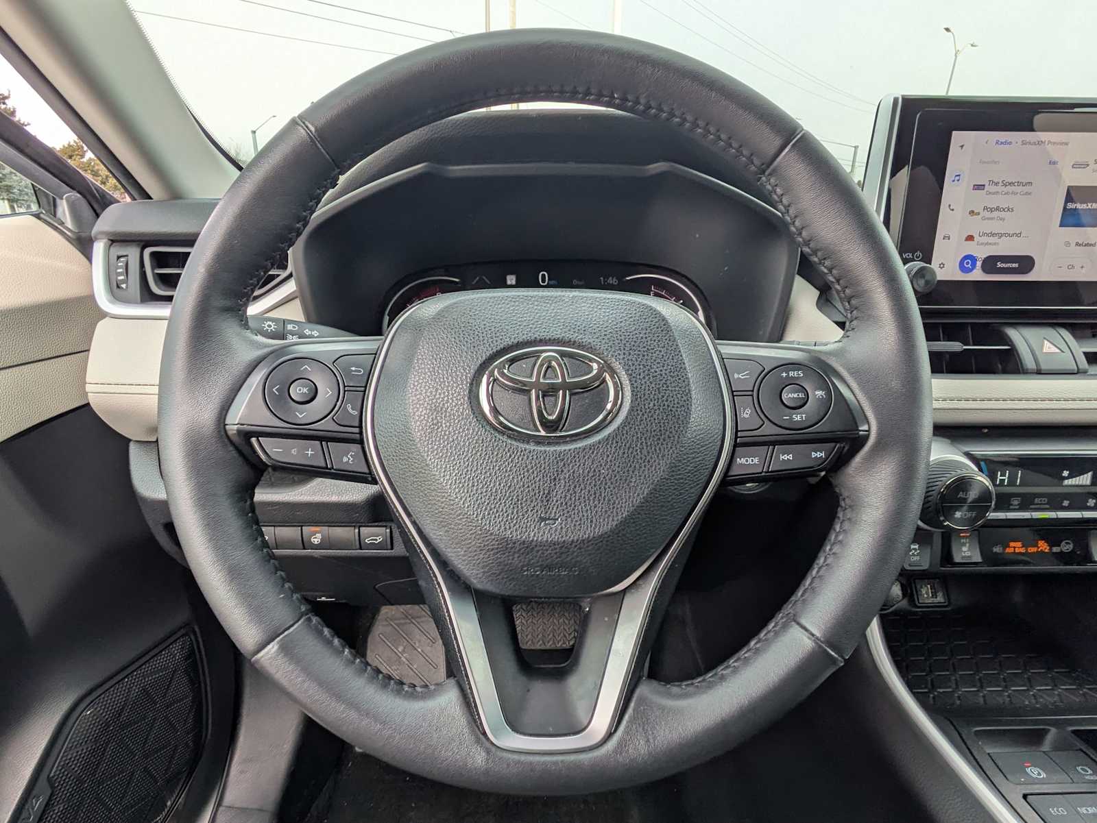 Thumbnail: 2023 Toyota RAV4 - 22