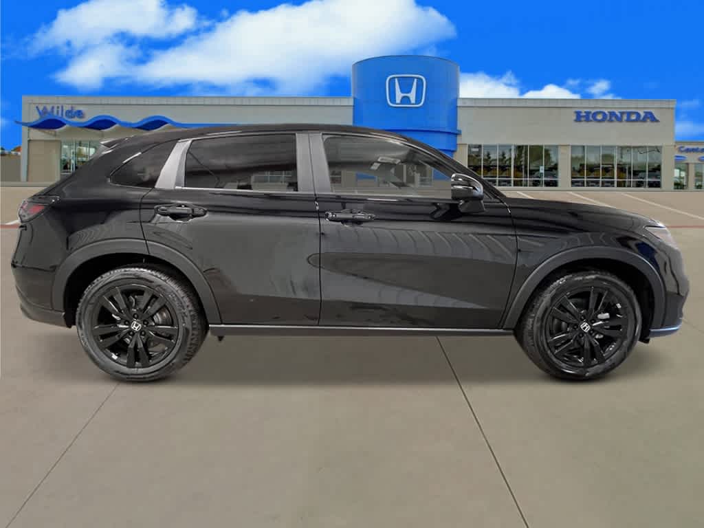 Thumbnail: 2026 Honda HR-V - 8
