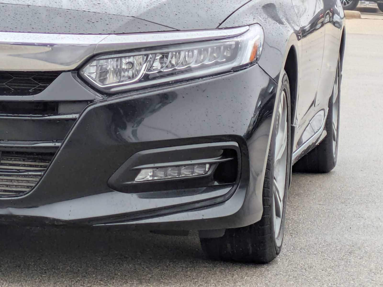 Thumbnail: 2019 Honda Accord - 10