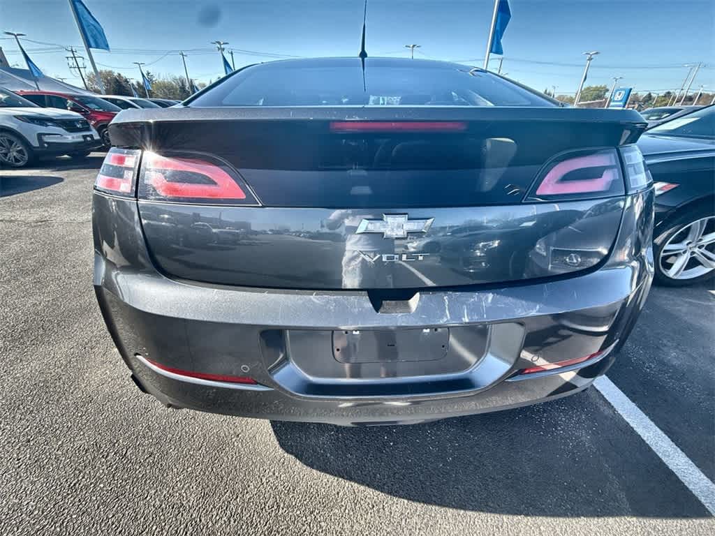 Thumbnail: 2013 Chevrolet Volt - 12