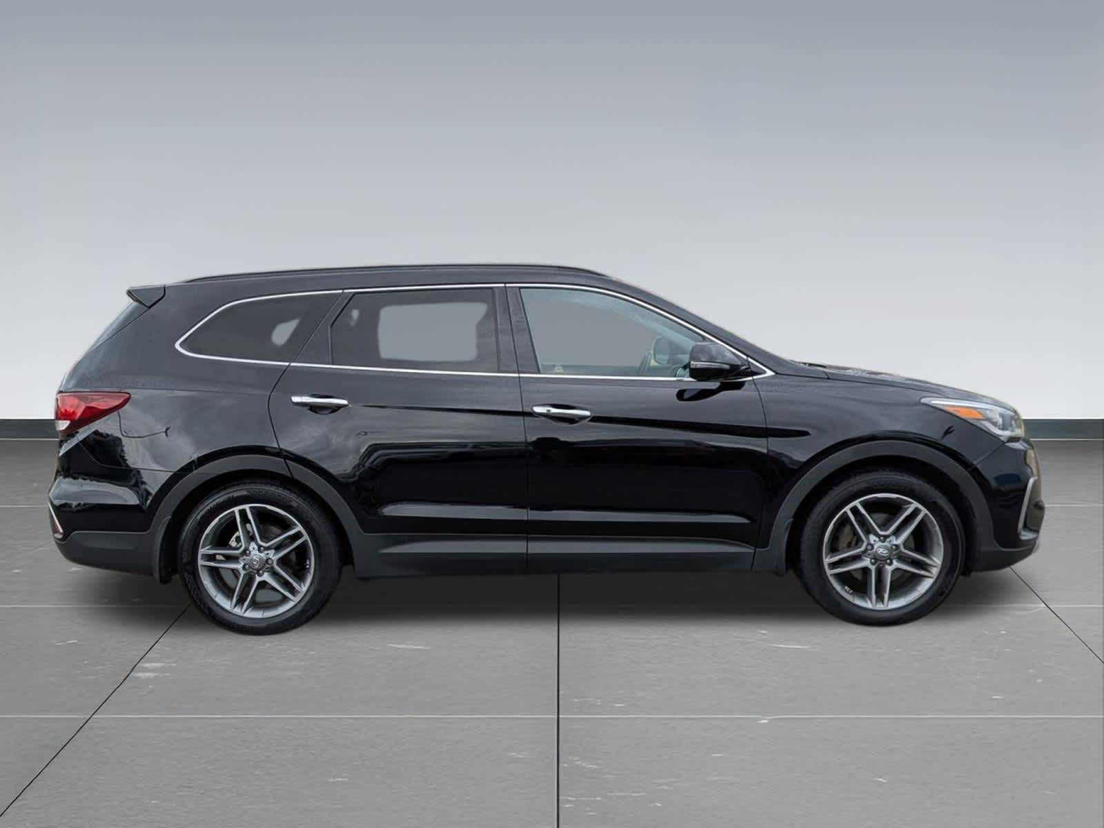 Thumbnail: 2018 Hyundai Santa Fe - 7