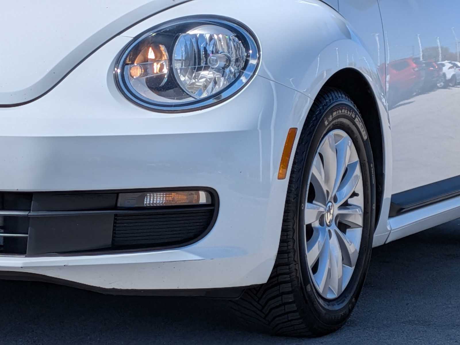 Thumbnail: 2016 Volkswagen Beetle - 10