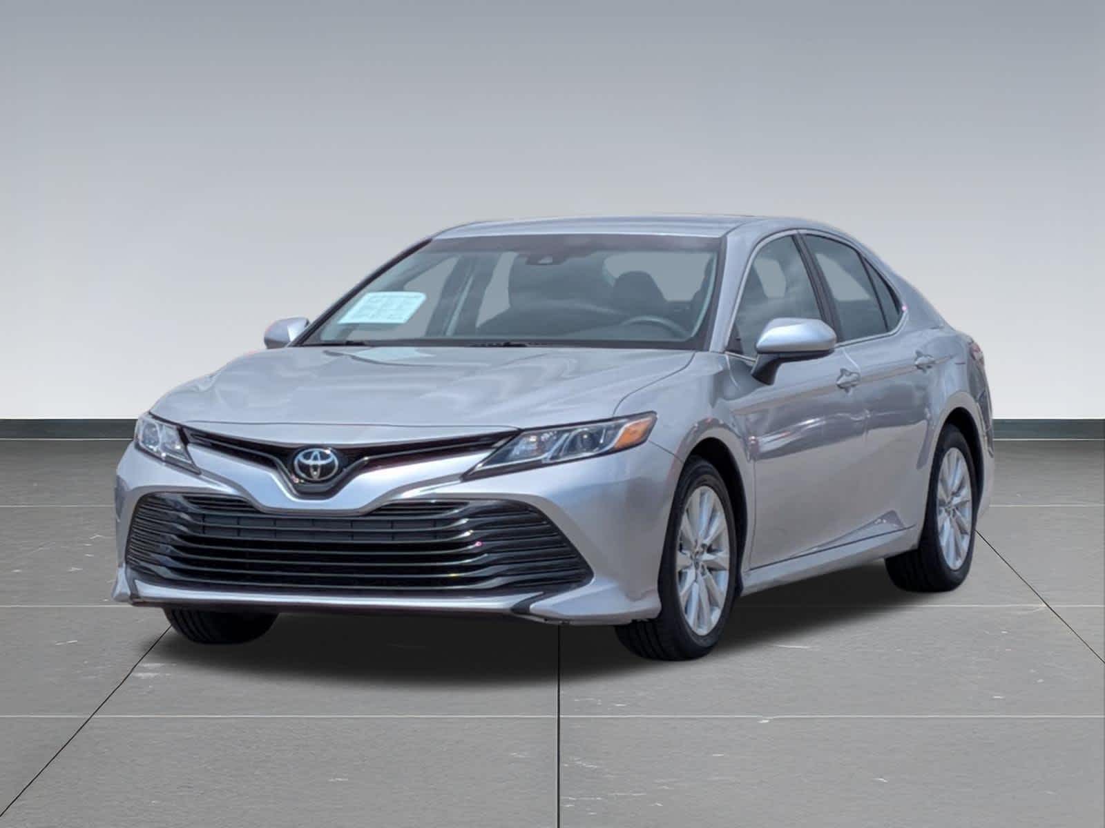 Thumbnail: 2018 Toyota Camry - 9
