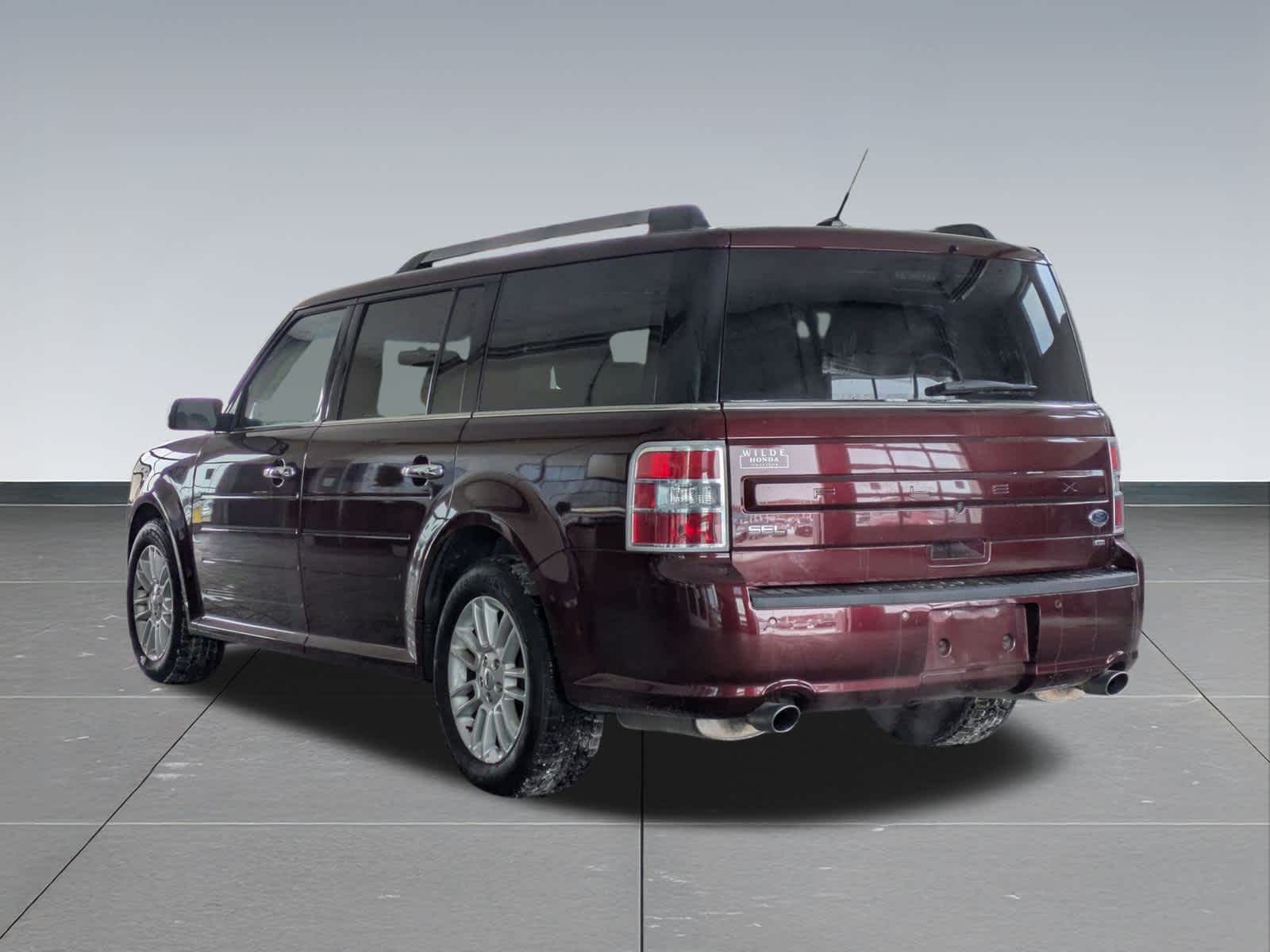 Thumbnail: 2017 Ford Flex - 4