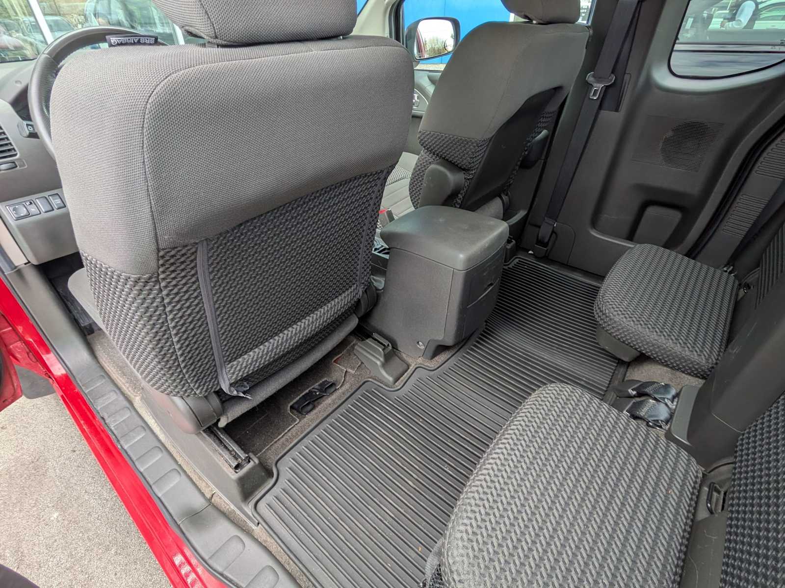 Thumbnail: 2011 Nissan Frontier - 16